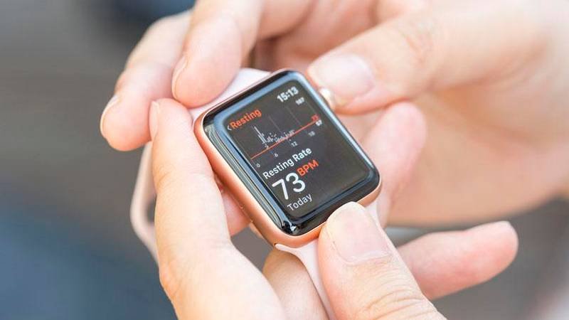 Apple Watch users received heart rate warnings during NFL game