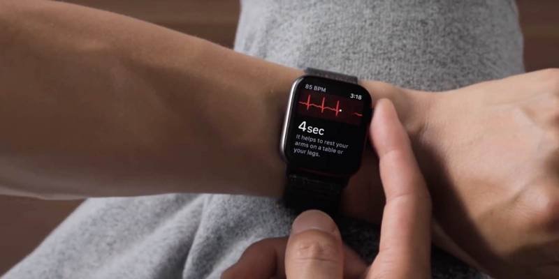 Finally, the Apple Watch ECG app is here!