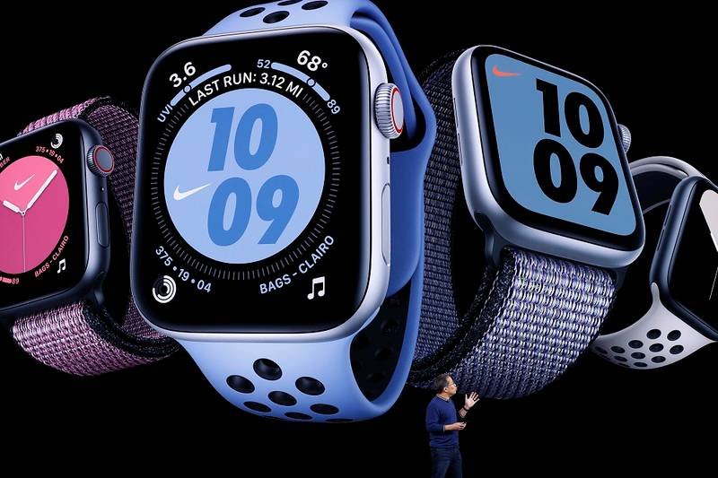 Apple Watch Series 5 Aluminum vs Stainless Steel