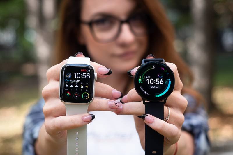apple-watch-vs-galaxy