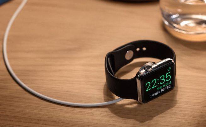 apple-watch-nightstand