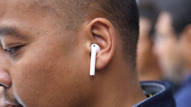 airpods-in-ear