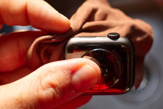 The right way to clean your Apple Watch