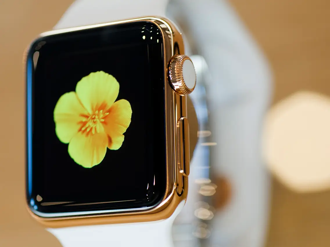 apple-watch-edition-watchapplist-white