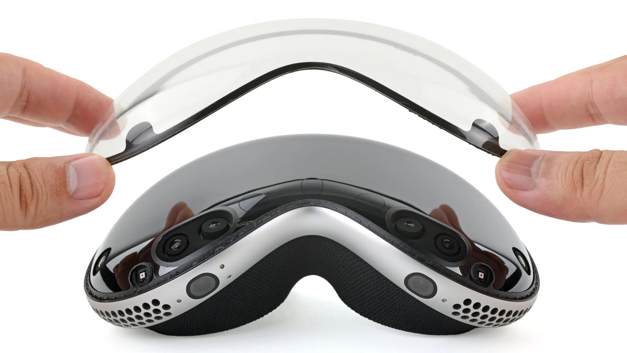 iFixit Did An Incredible Teardown Of The Apple Vision Pro