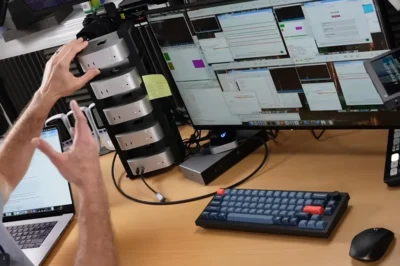 Why AI Fans Are Pairing a Mac mini With Claude and Controlling It From iPhone